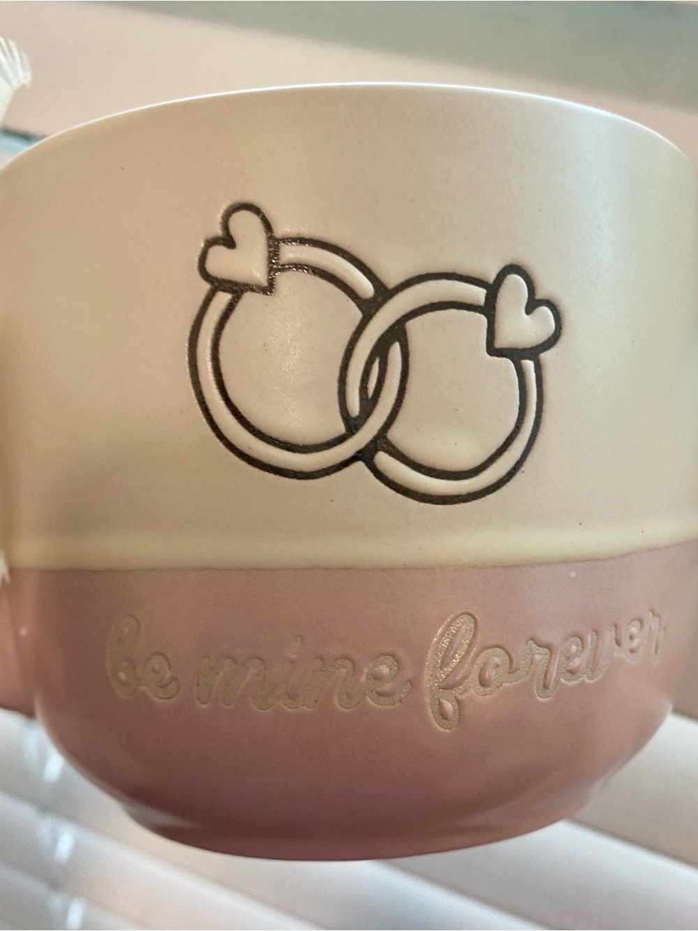 Badgley Mischka Cream and Pink Ceramic Mug Pair with Intertwined Ring Motif - Picture 4 of 5